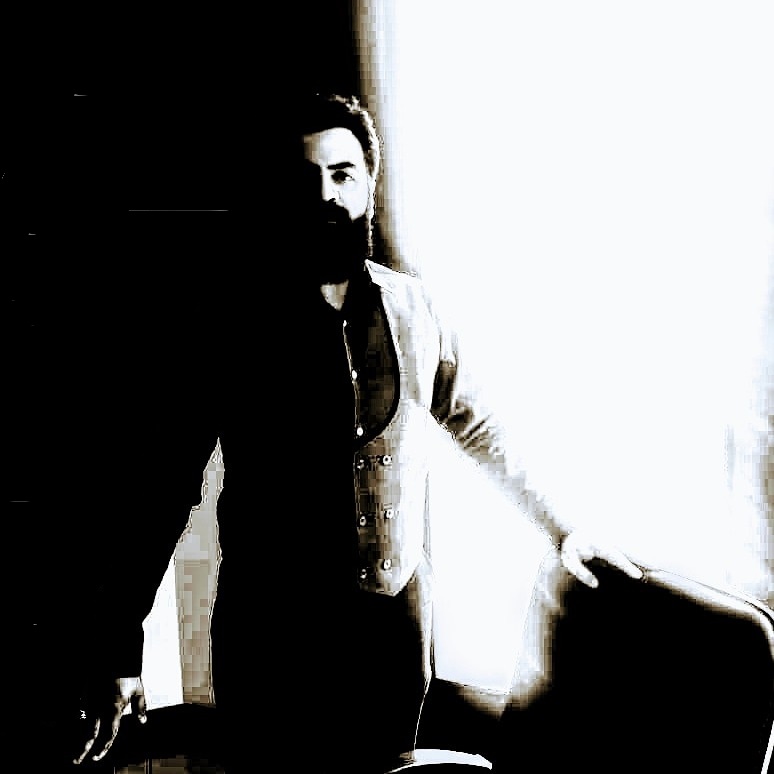 احسان قاسمی وکیل
