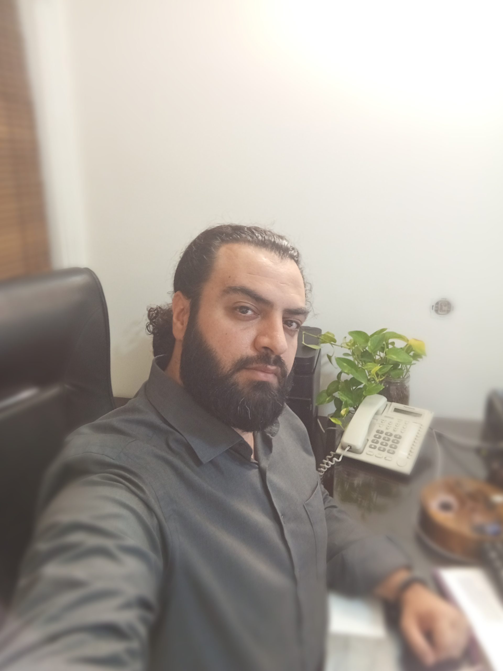 وکیل احسان قاسمی